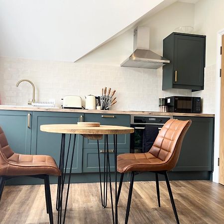 Modern Central One Bedroom Apartment In Penzance Kültér fotó