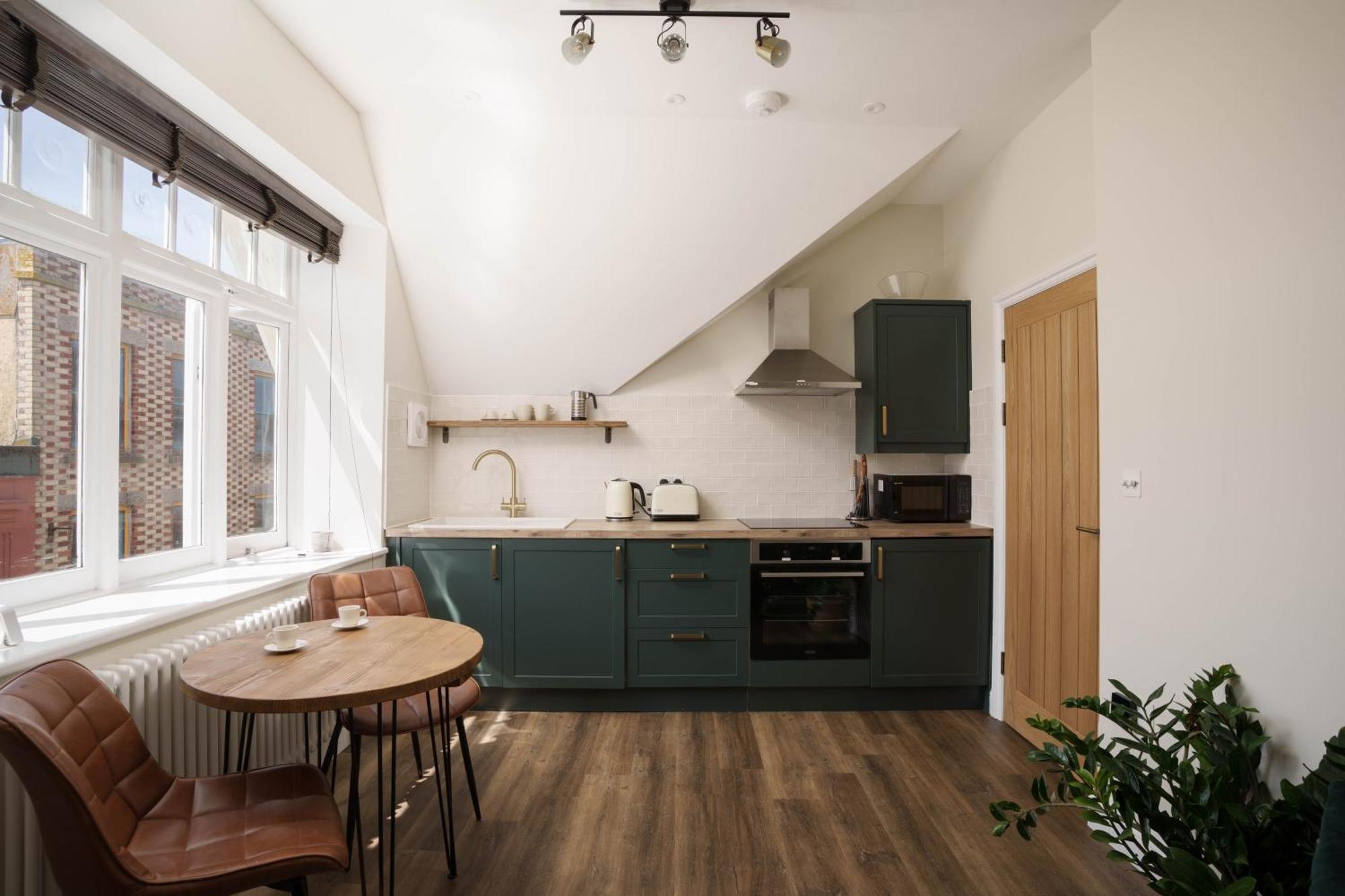 Modern Central One Bedroom Apartment In Penzance Kültér fotó
