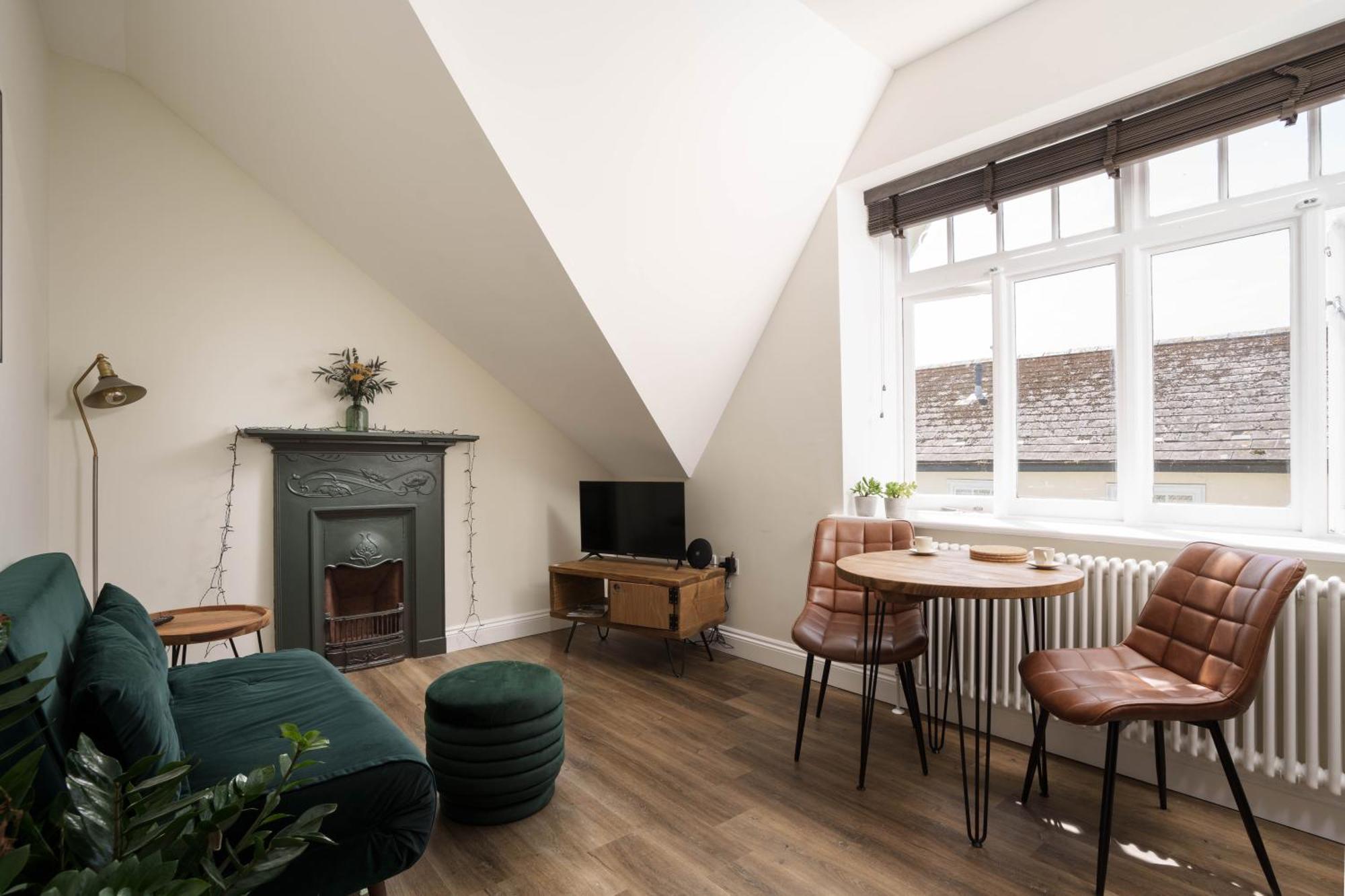 Modern Central One Bedroom Apartment In Penzance Kültér fotó